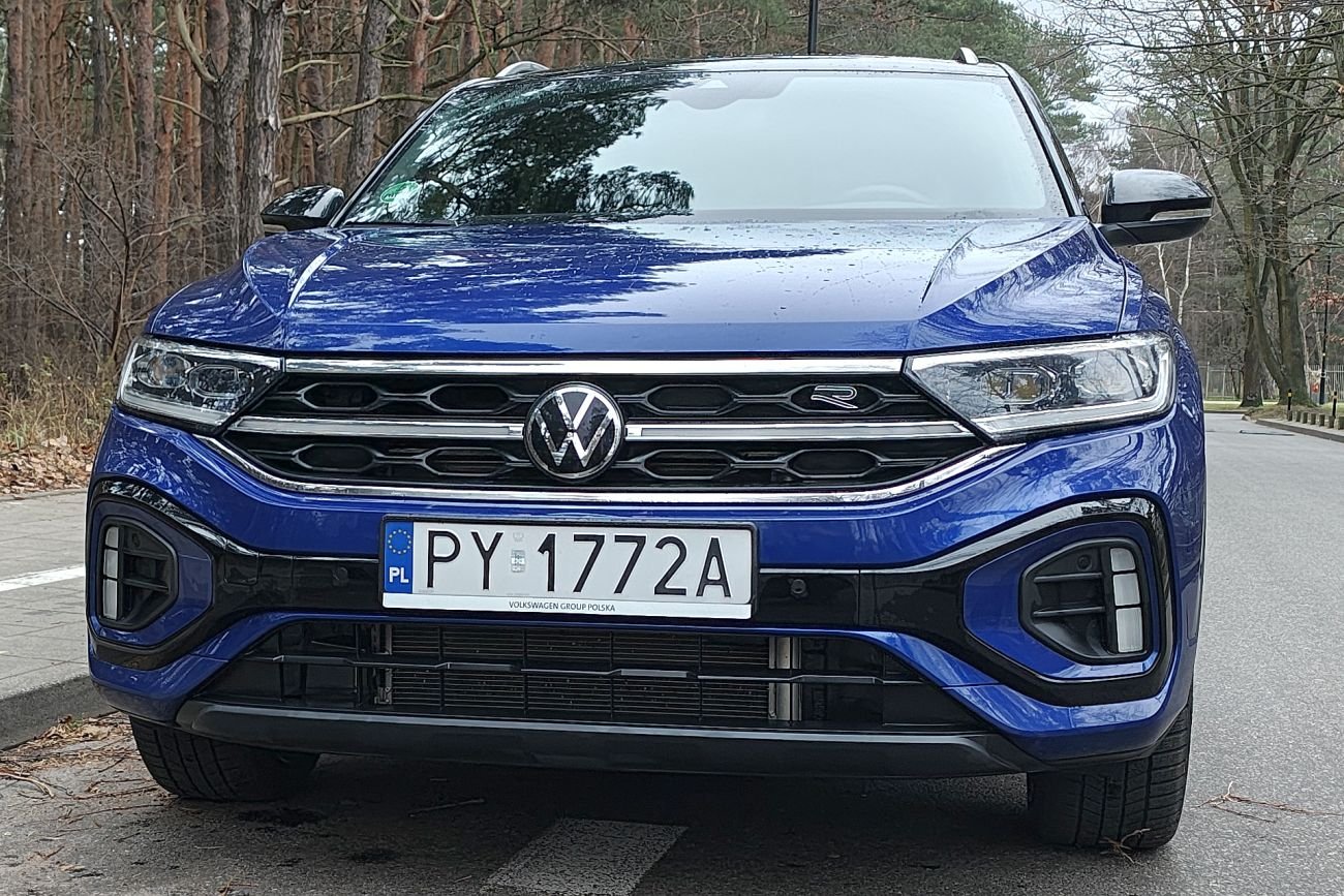 VW T-Roc: niby mały, ale udaje większego, niż jest. I wychodzi mu to świetnie
