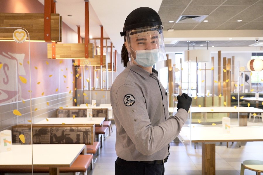 Noszenie maseczek jest kluczowe w walce z koronawirusem