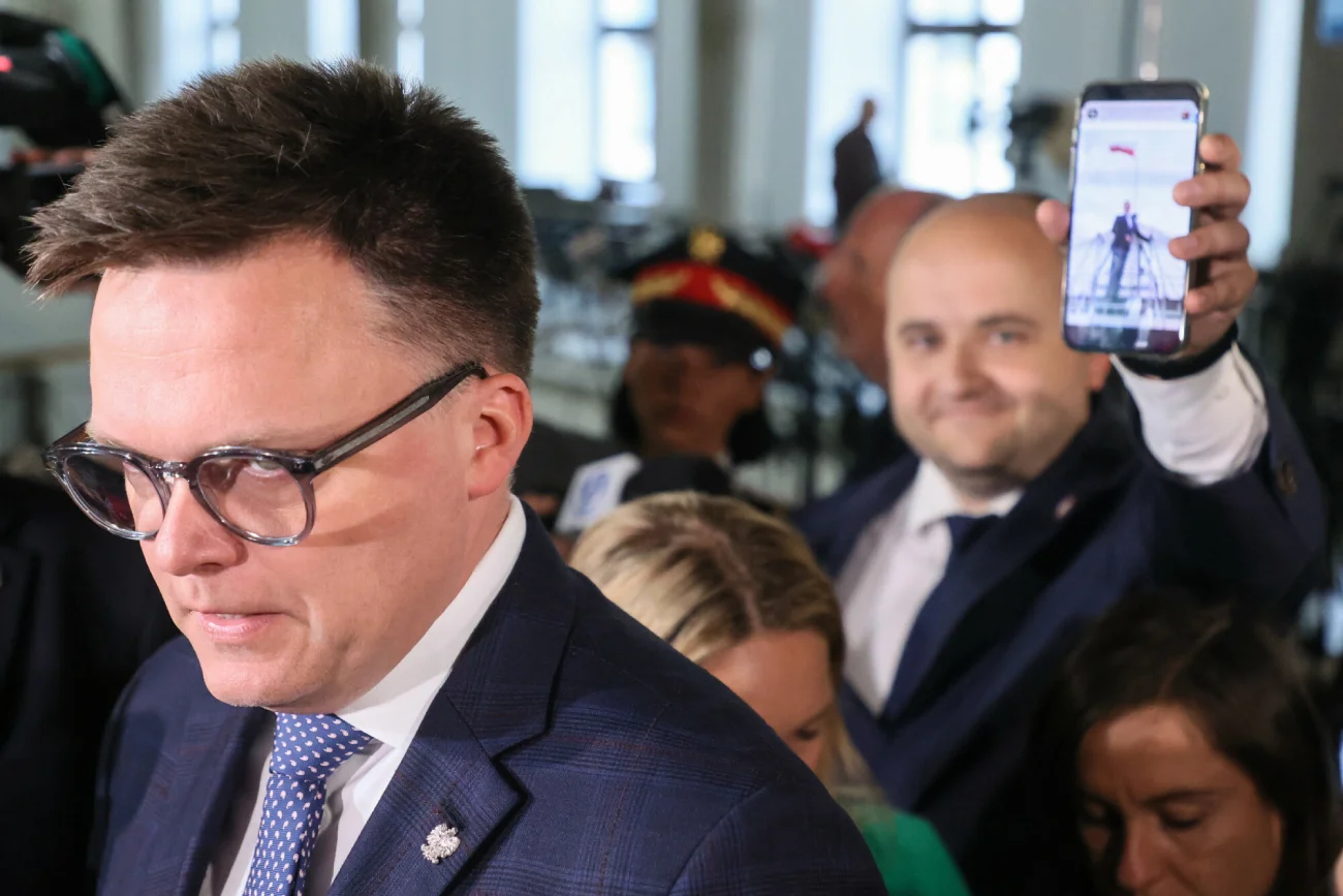 Dariusz Matecki chodził pod dachu Sejmu. Hołownia zapowiada konsekwencje