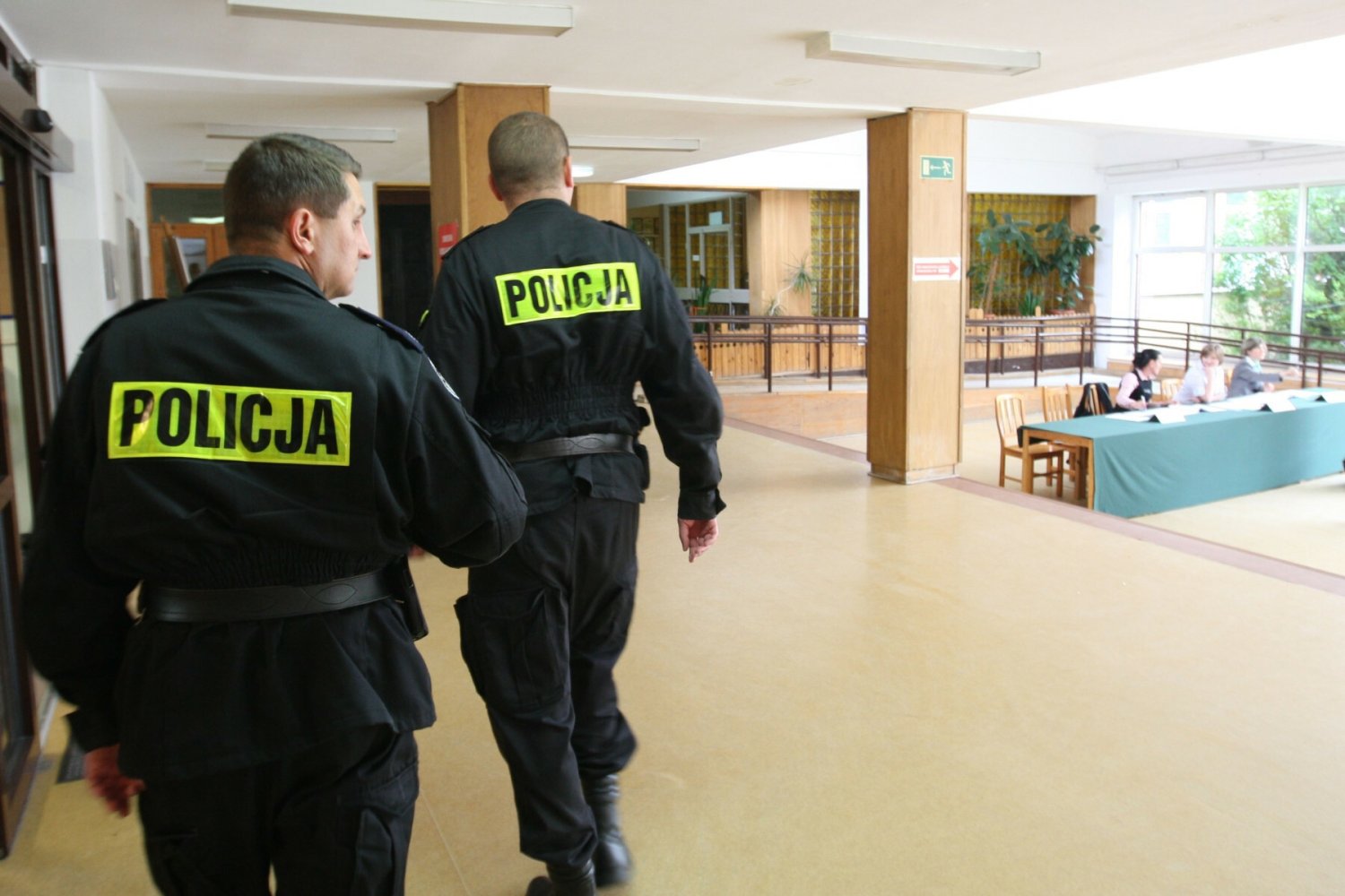 Incydent w komisji wyborczej. Pijany wiceprzewodniczący.