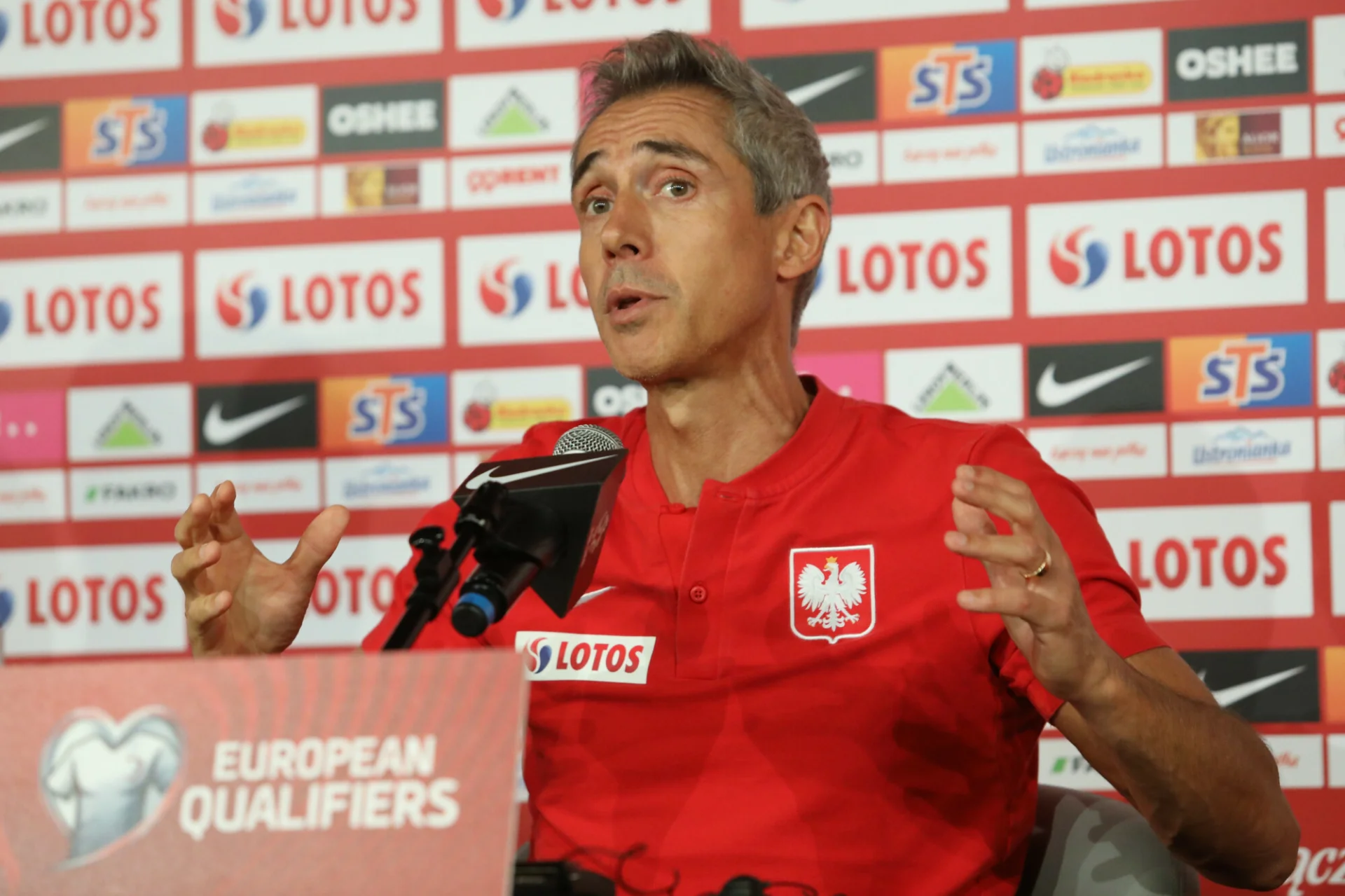 Paulo Sousa pokonał koronawirusa i będzie mógł od początku wziąć udział w zgrupowaniu polskiej kadry
