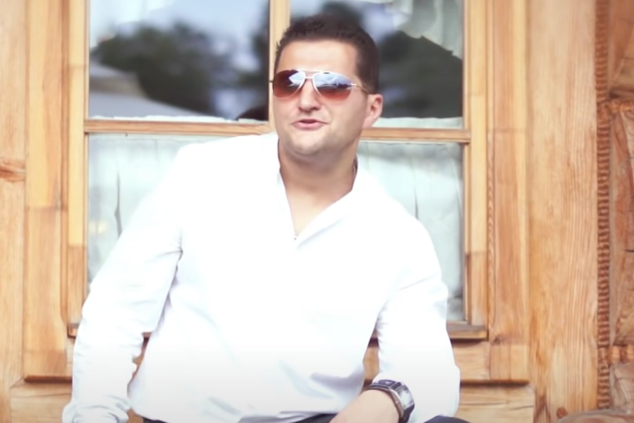 Kordian wylądował na SOR-ze. Gwiazdor disco polo miał poważny wypadek.