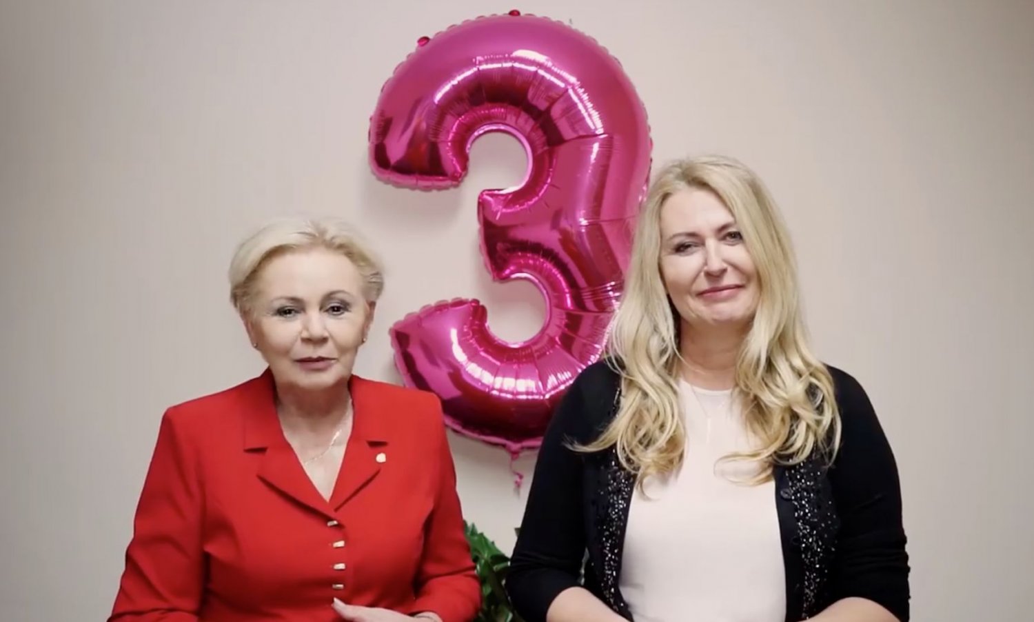 Posłanki PO postawiły na dystans.