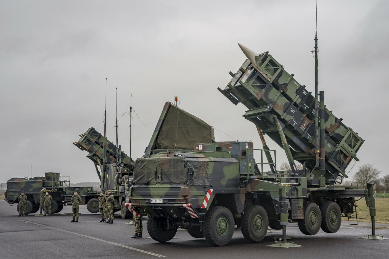 Niemcy oferują Polsce Patrioty. "Ochrona przed rakietami ze wschodu".