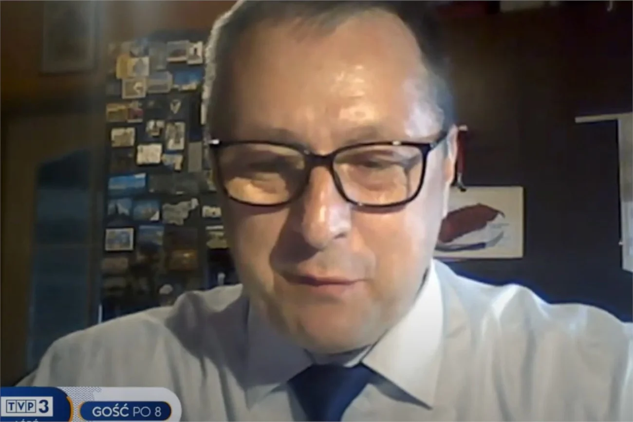 Waldemar Flajszer twierdzi, że wulgarny komentarz pod postem radnego KO to wina edytora tekstu.