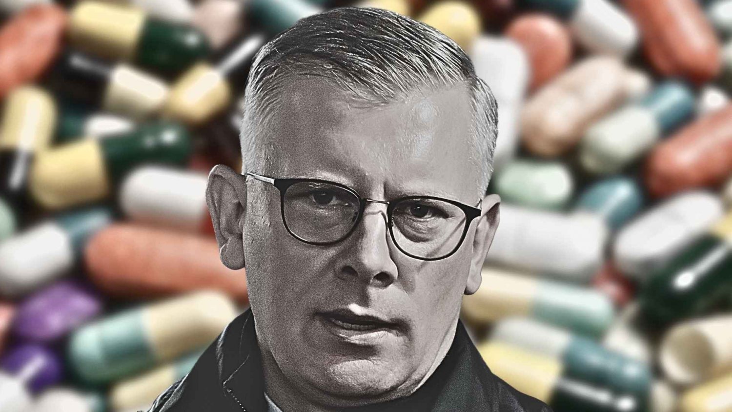 Leki Cenckiewicza i ankieta bezpieczeństwa. Co szef BBN zataił przed służbami?