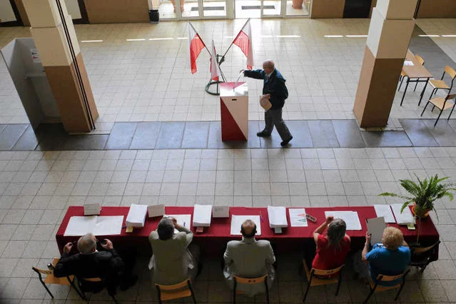 Przedwyborcze cuda nad urną. Fałszywe podpisy, martwe dusze i kserowanie list poparcia