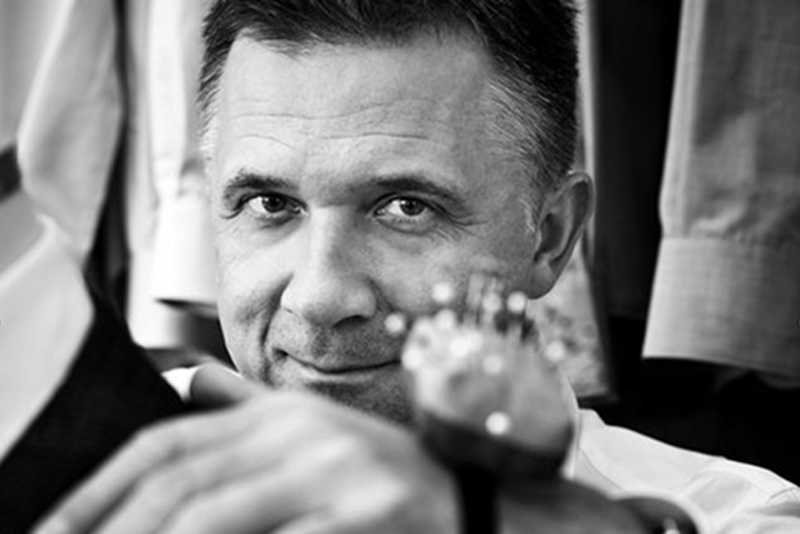 Janusz Bielenia, właściciel najlepszego studia garniturów w Warszawie.