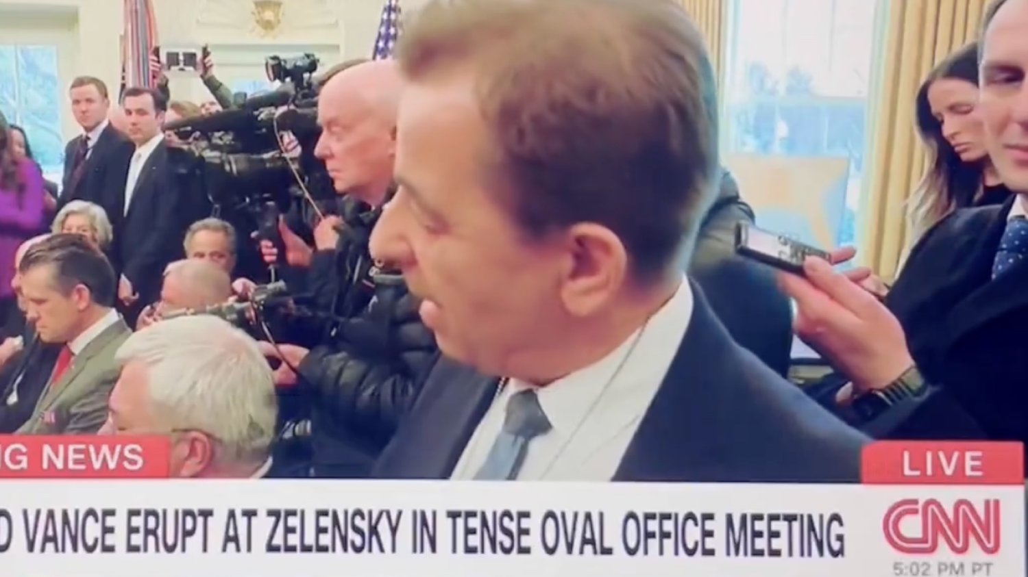 Marek Wałkuski zadał Trampowi pytanie. Od tego rozpętała się kłótnia w Białym Domu.