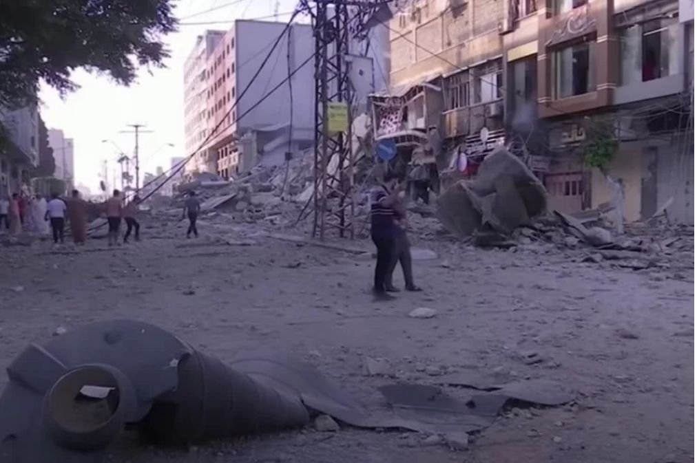 Członek politycznego kierowcnitwa Hamasu - Ezzat el-Reshiq przyznał, że porozumienie o wstrzymaniu walk z Izraelem zostało zawarte