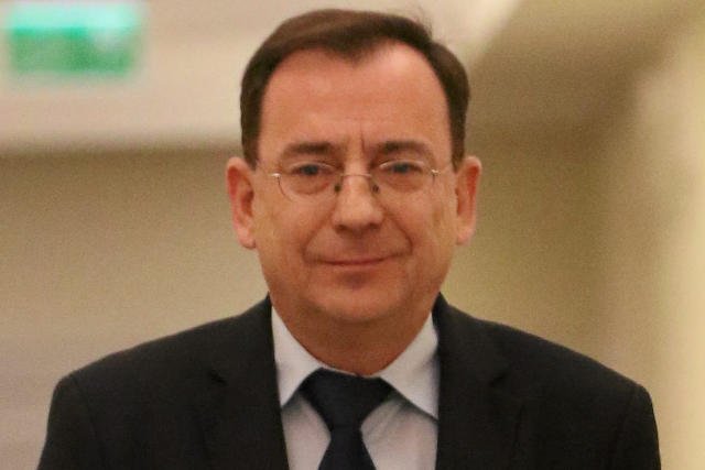 Spekuluje się, że nowym komendantem policji ma być osoba ze środowiska ministra i koordynatora służb specjalnych – Mariusza Kamińskiego.