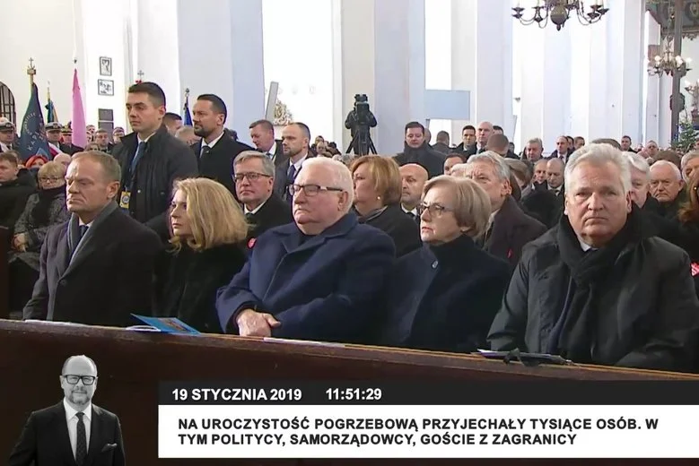 W pierwszej ławie na pogrzebie Pawła Adamowicza zasiedli kiedyś wojujący ze sobą politycy: Lech Wałęsa i Aleksander Kwaśniewski.