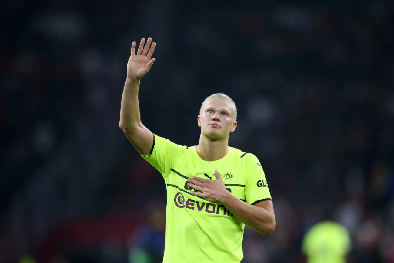 Erling Haaland najprawdopodobniej wypadnie ze składu klub z Dortmundu na dłużej niż początkowo zakładano.