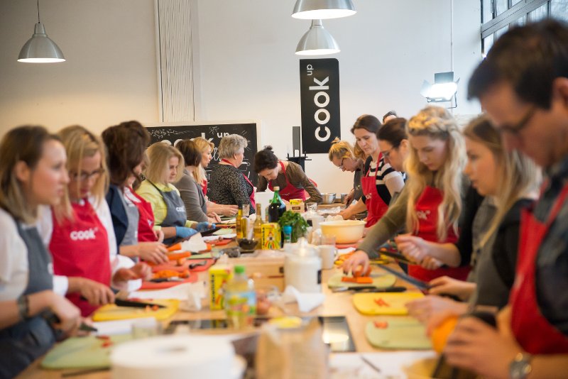 Jak przygotować drób w smaczny i bezpieczny sposób – tego uczyli się uczestnicy warsztatów „Drób na świątecznym stole”