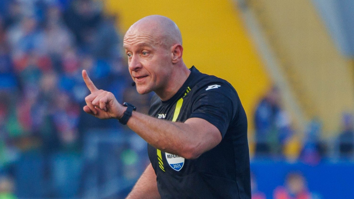 Szymon Marciniak wystąpi na mundialu. FIFA rzuca Polaka na głęboką wodę