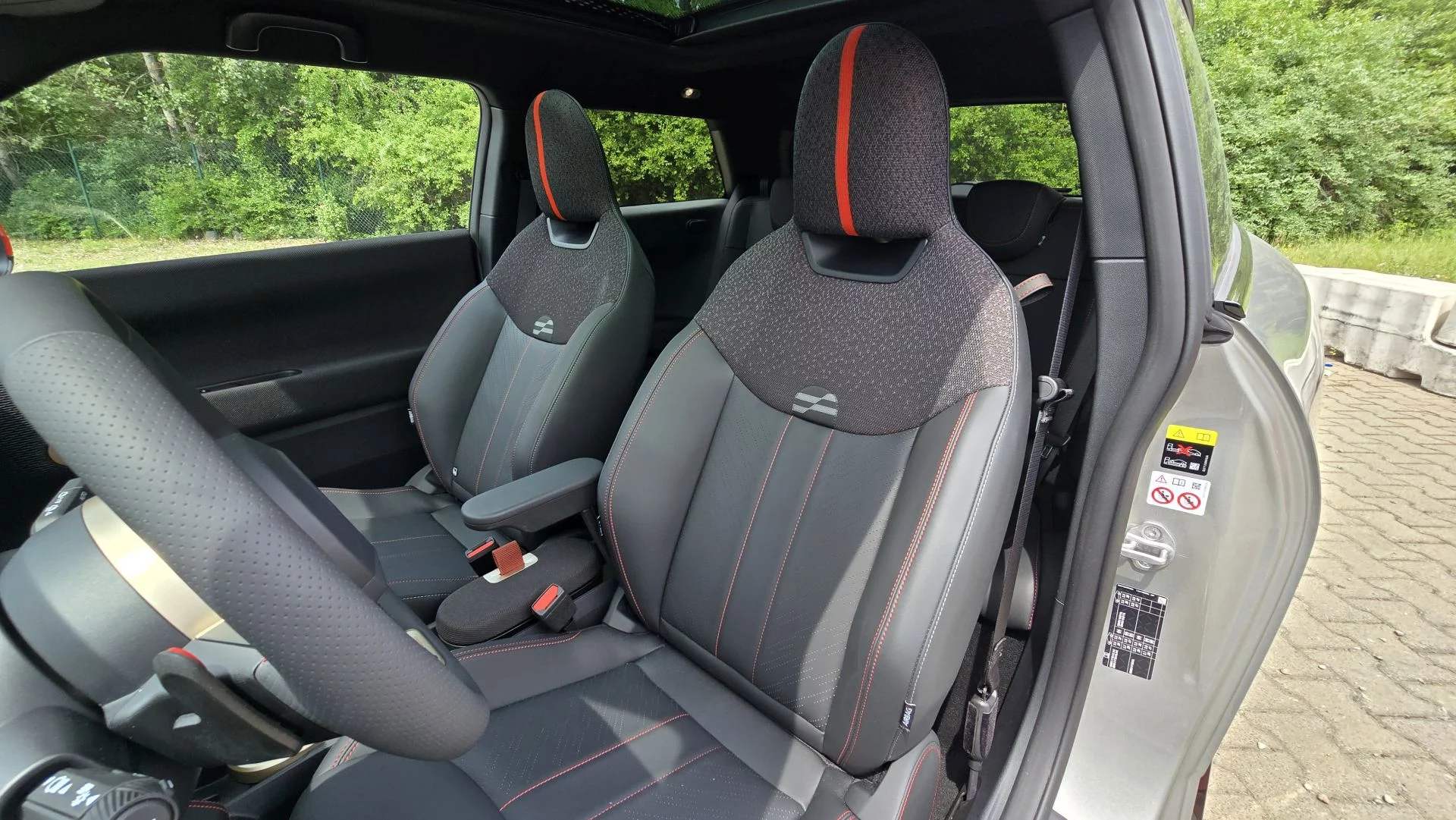 MINI John Cooper Works E
