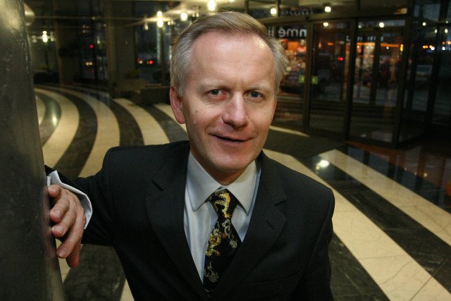 Założył międzynarodową firmę Selena FM - producenta pian poliuretanowych i klejów dla budownictwa. Teraz poczuł powołanie do ratowania polskich kopalni.