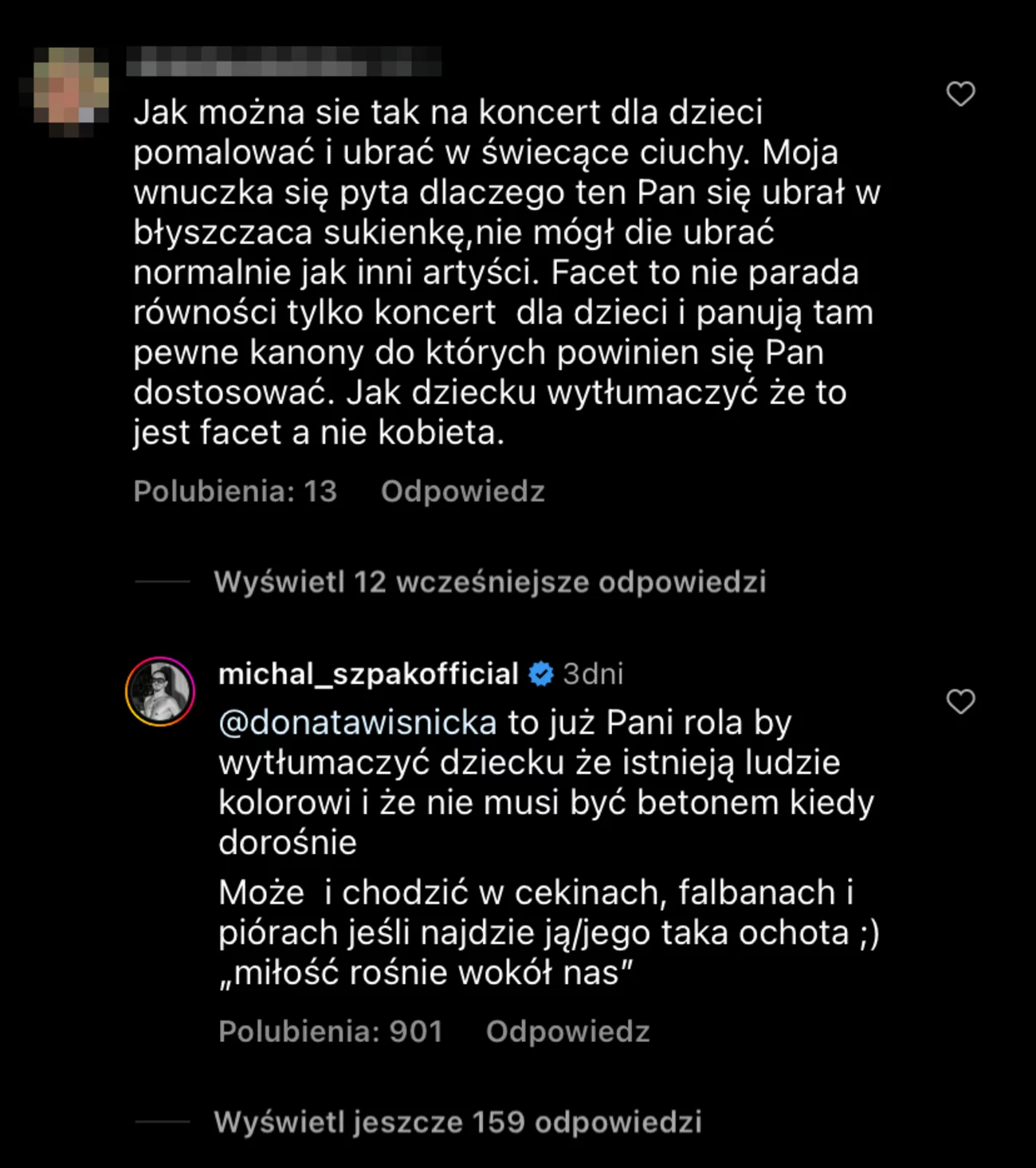 Internautka ostro o ubiorze Michała Szpaka. Wokalista wymownie odpowiedział