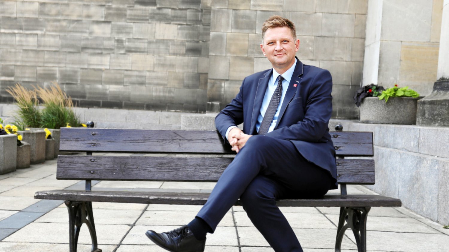 Kandydat SLD na prezydenta Warszawy Andrzej Rozenek startuje z poparciem poniżej 10 proc. Przekonuje jednak, że to z nim Patryk Jaki przegra w II turze wyborów samorządowych w stolicy.