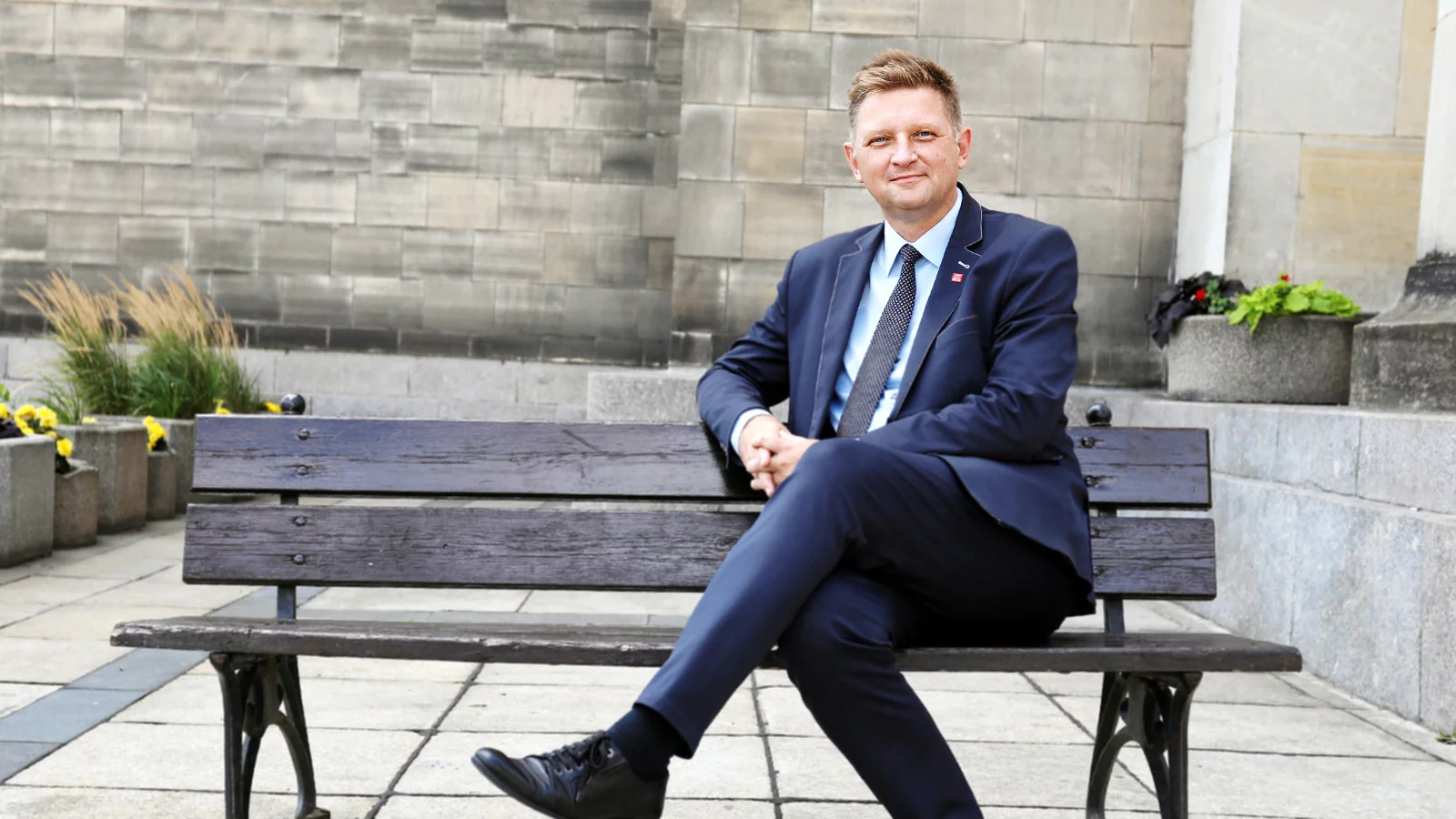 Kandydat SLD na prezydenta Warszawy Andrzej Rozenek startuje z poparciem poniżej 10 proc. Przekonuje jednak, że to z nim Patryk Jaki przegra w II turze wyborów samorządowych w stolicy.
