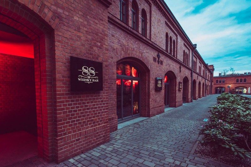 W piątek zmarła kelnerka, która została ciężko poparzona podczas pożaru poznańskiego Whisky Bar 88.