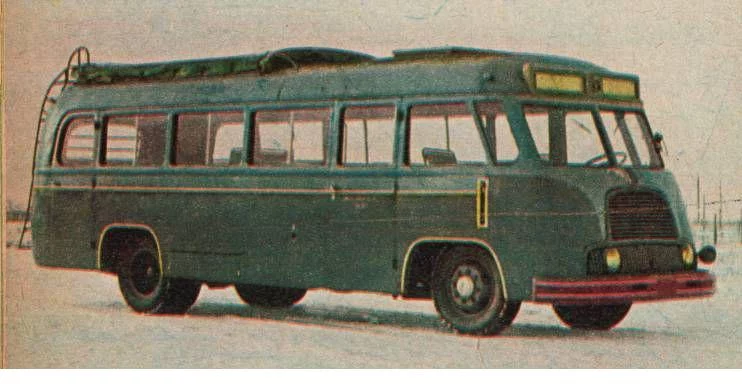 Autobus Star N52 z lat 50-tych produkcji Sanockiej Fabryki Wagonów na podwoziu Star.