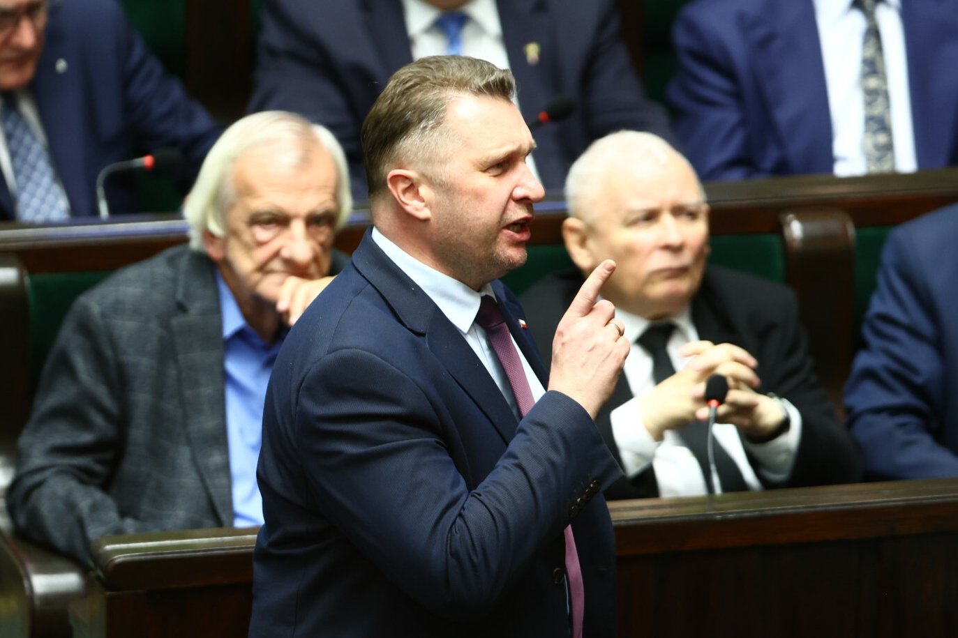 Czarnek chce zastąpić Jarosława Kaczyńskiego? Tak reagują na to w PiS.