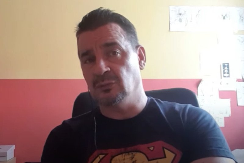 Ratownik medyczny opowiada, jak w jego przypadku wyglądał proces starania się o test na koronawirusa.