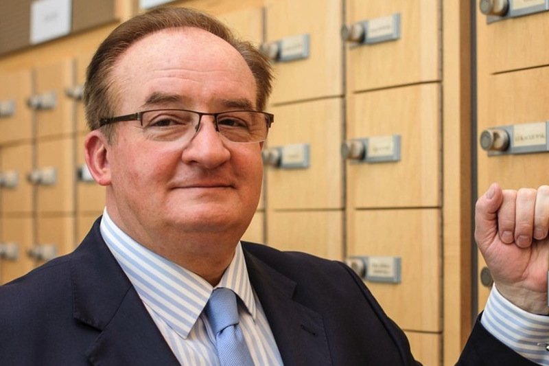 Jacek Saryusz-Wolski stał się kandydatem polskiego rządu na szefa Rady Europejskiej i... odpłynął