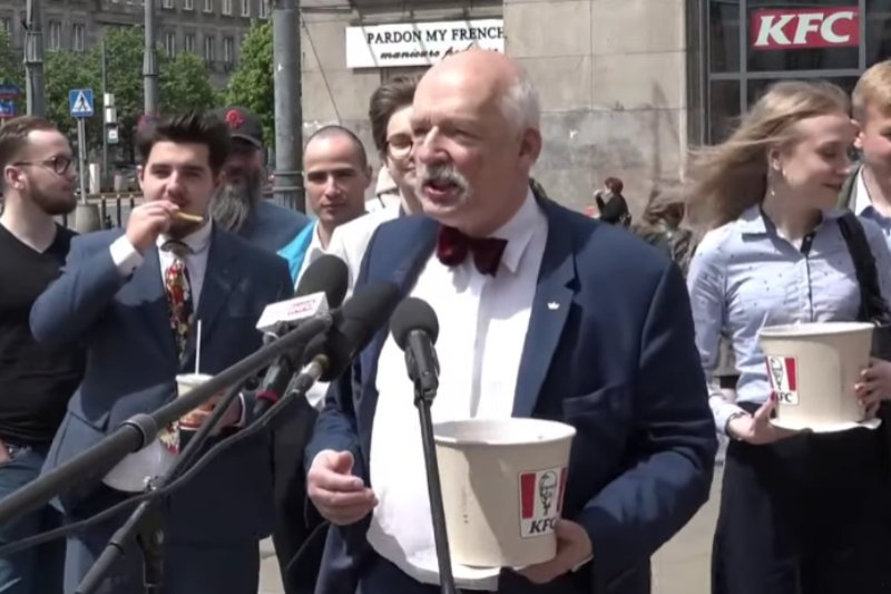 Janusz Korwin-Mikke rozpoczyna szalony eksperyment. Będzie jadł tylko fast food przez cały miesiąc