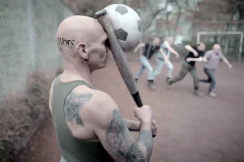 Takimi obrazkami Borussia Dortmund skomentowała wyniki wyborów parlamentarnych w Niemczech i wejście AfD do Bundestagu.