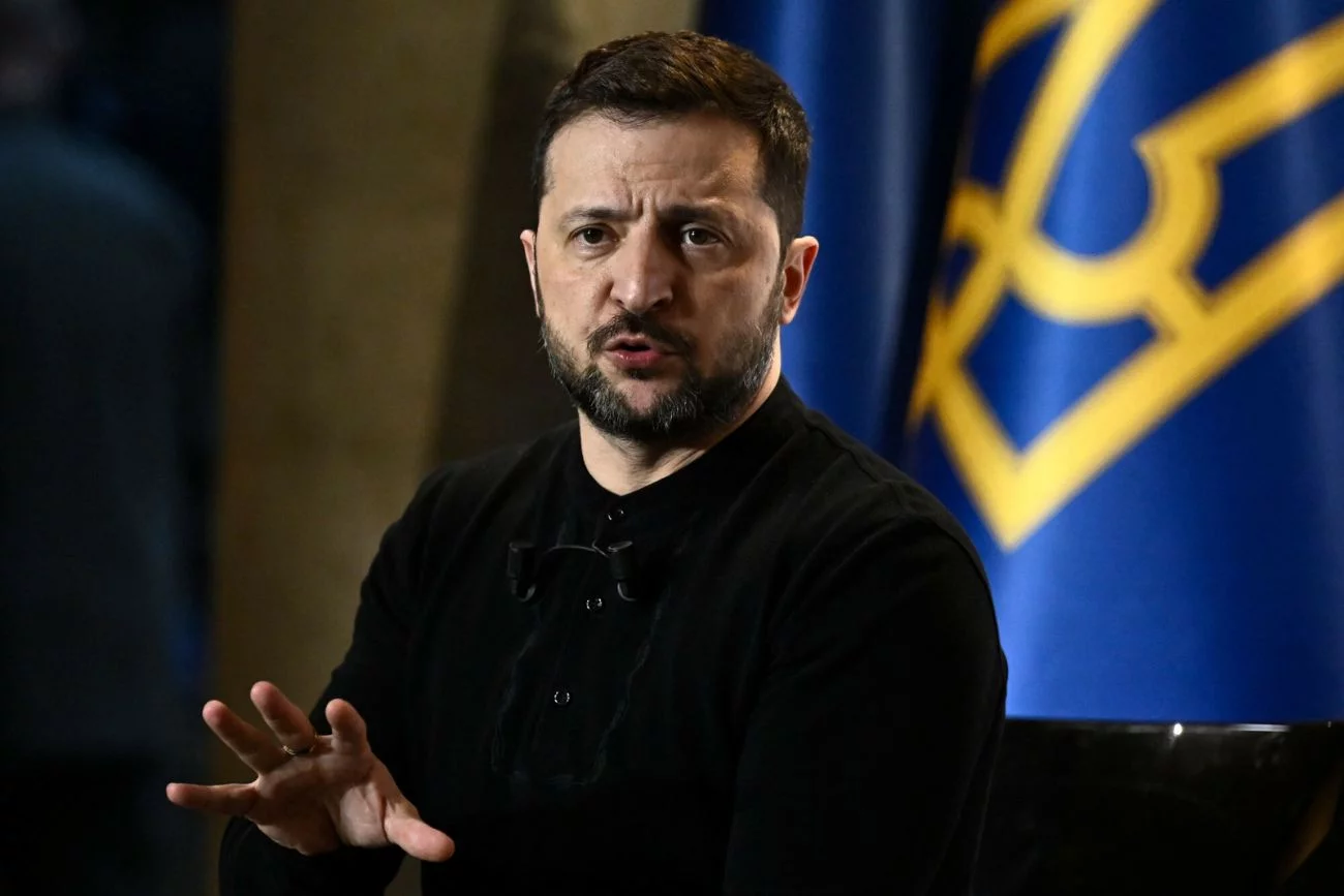 Zełenski reaguje na wielkanocny "prezent" od Putina. Tak odpowiedział mu na rozejm. Zełenski odpowiada Putinowi. Tak zareagował na "rozejm wielkanocny".