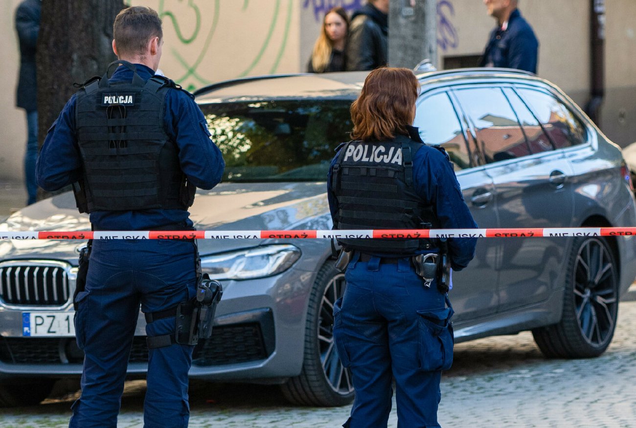 Warszawa. 19-latek wyjął wiatrówkę i strzelił kierowcy w twarz.