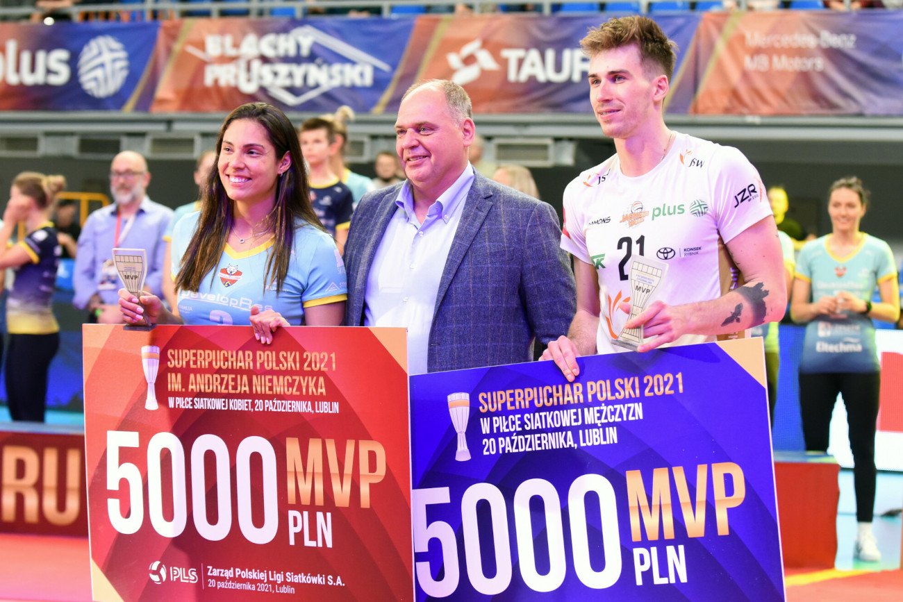 Bruna Honorio i Tomasz Fornal z nagrodami indywidualnymi za mecze o Superpuchar Polski w Lublinie.