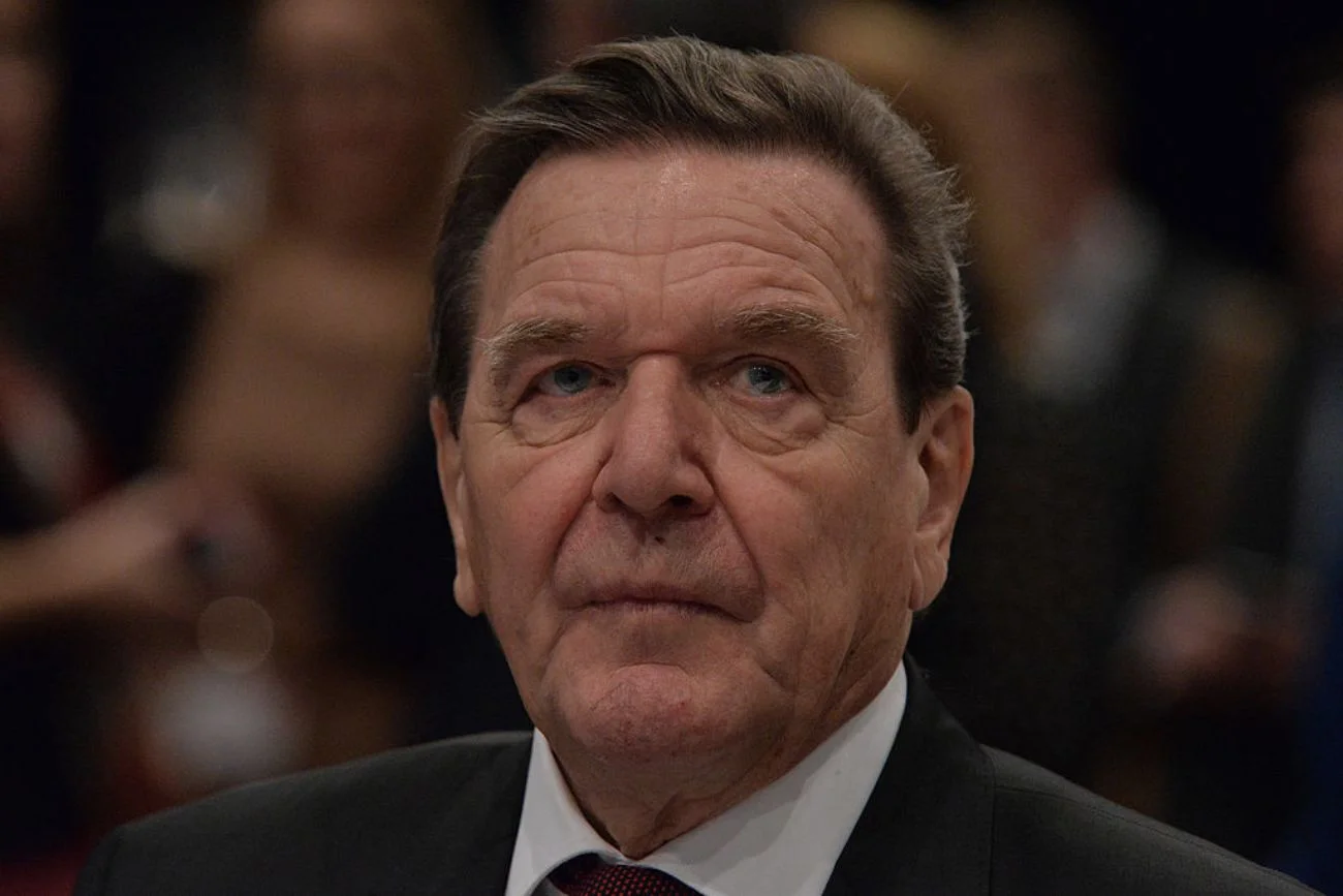 Były kanclerz Gerhard Schröder.