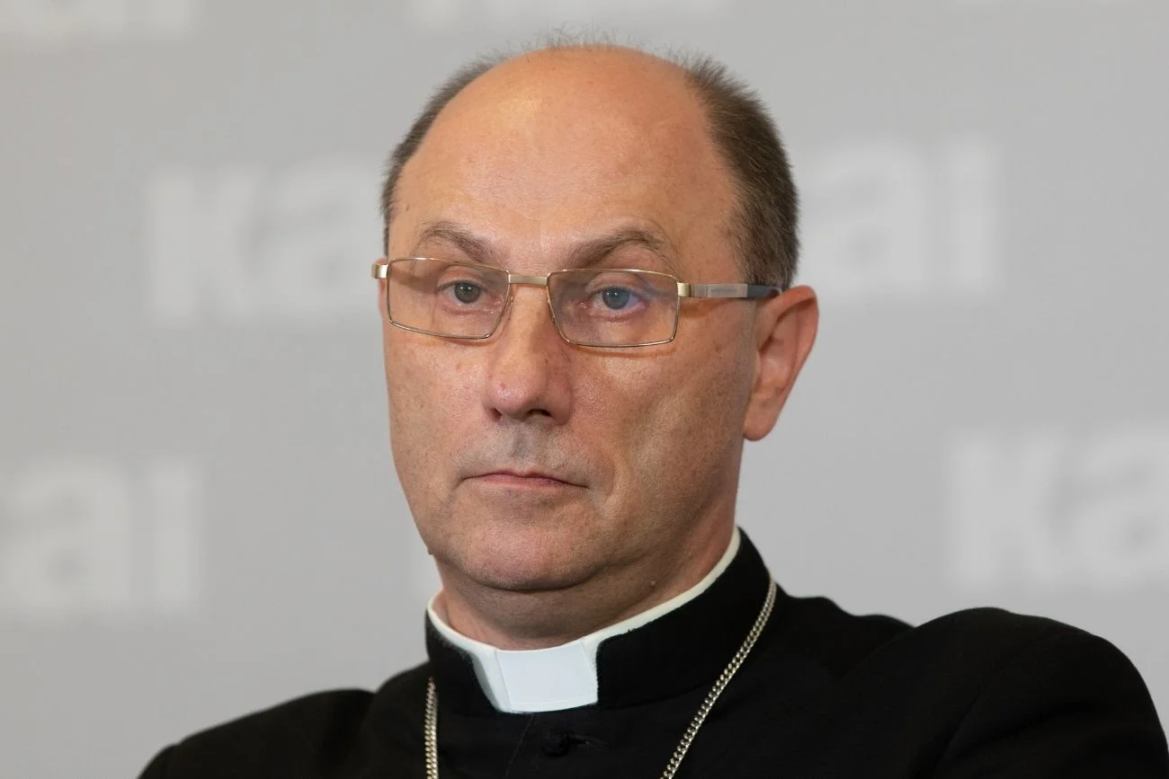 Atak na księdza w Mieścisku podczas mszy. Prymas Polski reaguje.