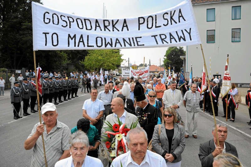 Media ogłosiły, że w 2020 roku gospodarka Polski wyprzedzi Szwajcarię. Niestety to zbyt piękne, żeby było prawdziwe