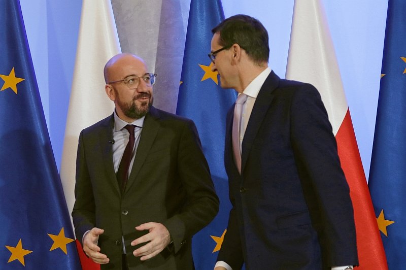 Tak Morawiecki negocjuje pieniądze dla Polski? Zwymyślał UE od grupy skąpych państw.