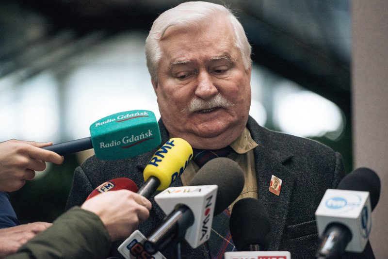 Instytut Lecha Wałęsy ma prawie pół miliona długu.