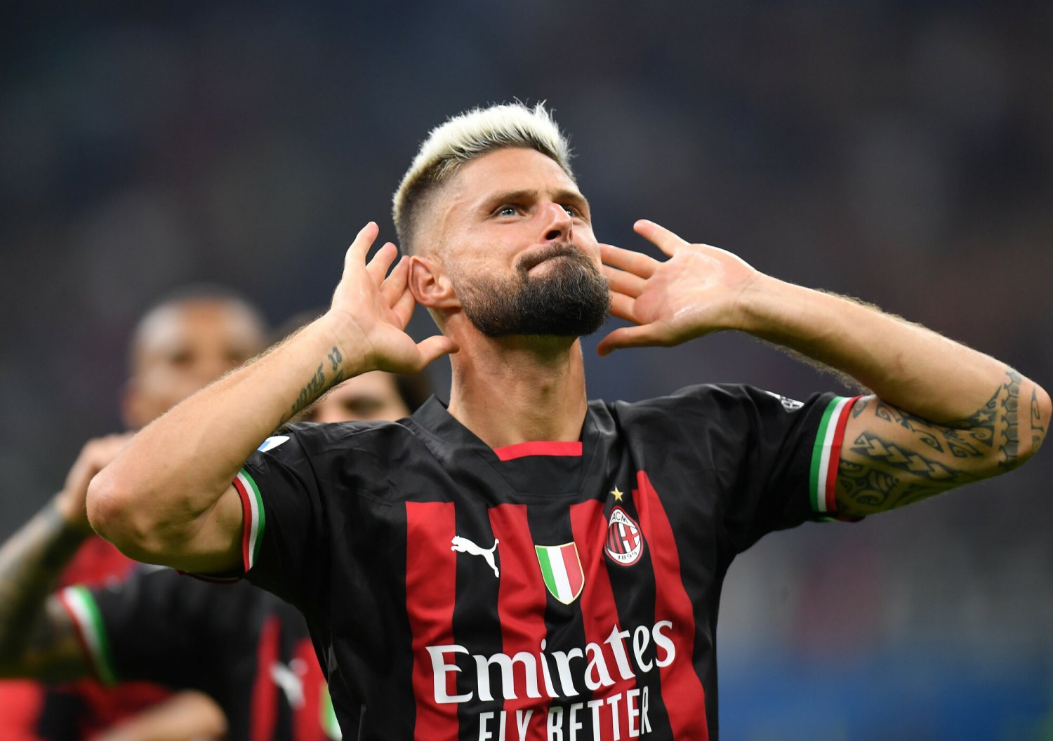 Oliver Giroud i AC Milan efektownie wracają do fazy pucharowej Ligi Mistrzów