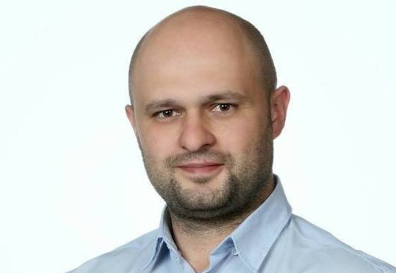 Szymon Pogoda to radny PiS z Bolesławca. Zmiany w PiS. Szymon Pogoda zastąpi Adama Lipińskiego.