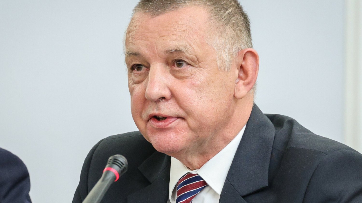 Orlen uniemożliwia kontrolę NIK. Marian Banaś mówi o zastraszaniu urzędników. Co kryje Daniel Obajtek?