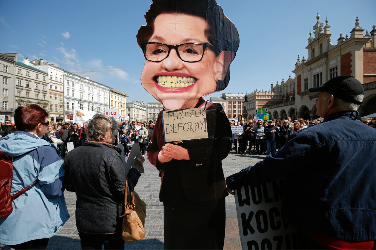Nauczyciele nie dostaną wynagrodzeń za czas strajku. Tak twierdzą prezydenci Poznania i Krakowa.