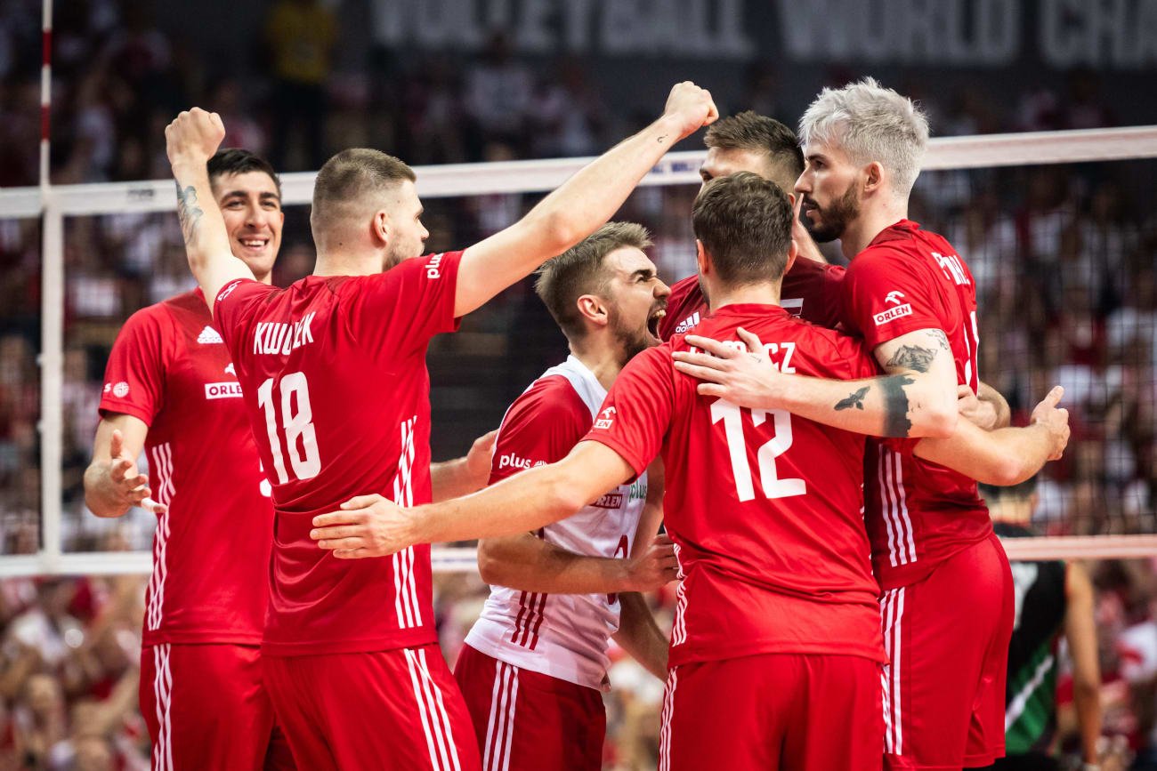 Biało-Czerwoni rozpoczęli od dwóch zwycięstw turniej MŚ 2022. Polacy bronią tytułu zdobytego w 2018 roku.