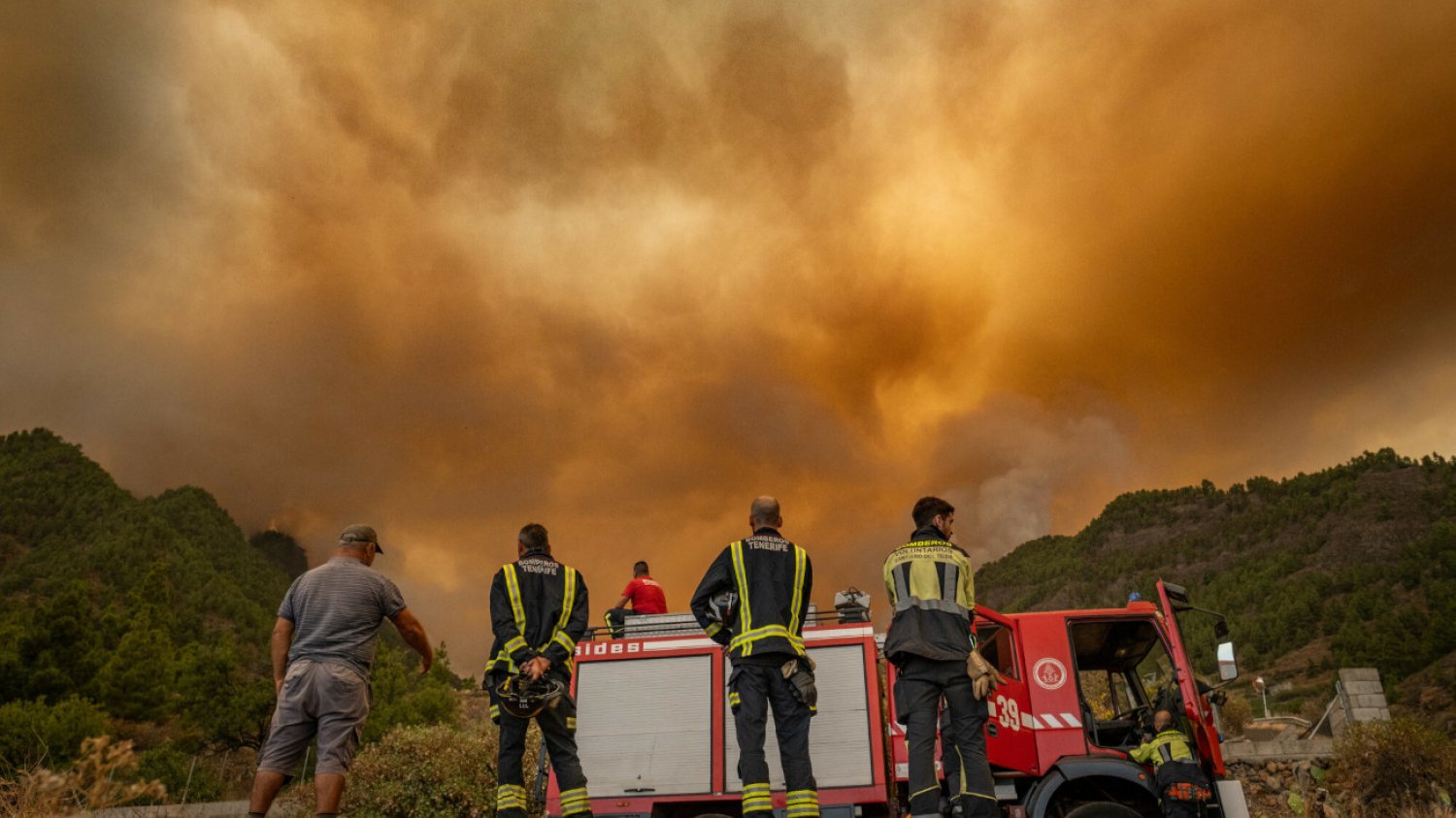 Pożary lasów na Teneryfie, ewakuowano ponad sto osób