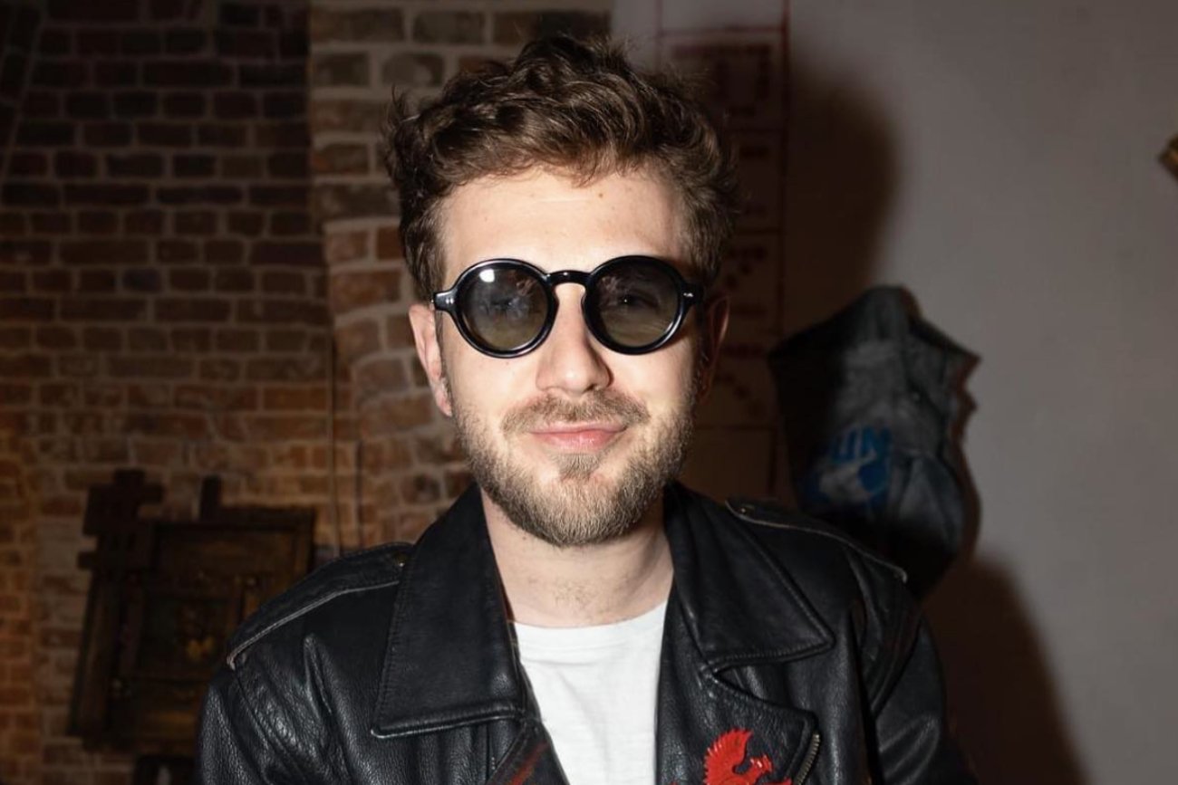 Królikowski promuje "Porady na zdrady 2". Jego wpis uderza w Joannę Opozdę?