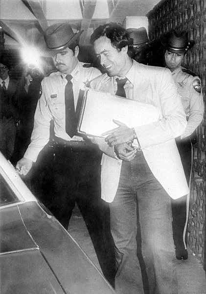 Ted Bundy w czasie procesu, 1979 rok
