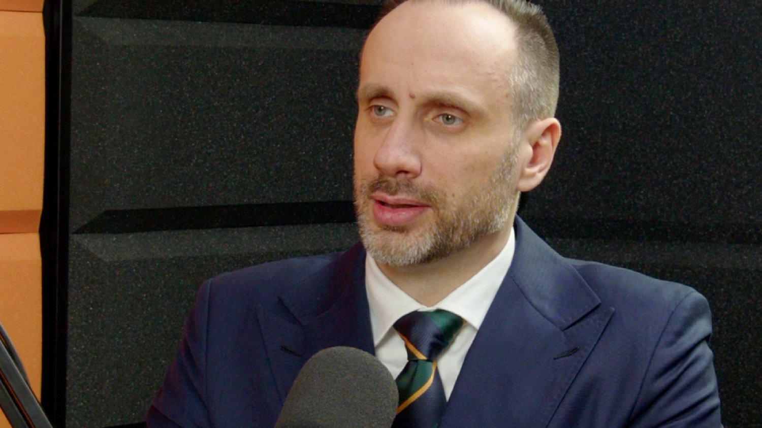 Gdy je czytałem, miałem łzy w oczach, dlatego zapytałem Kowalskiego o jego wpisy o LGBT