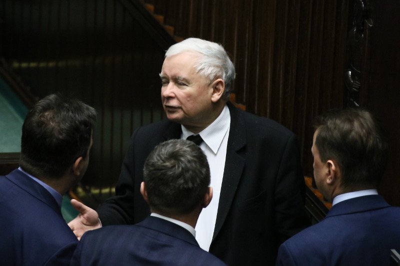 "Wyborcza": PiS boi się utraty Senatu.