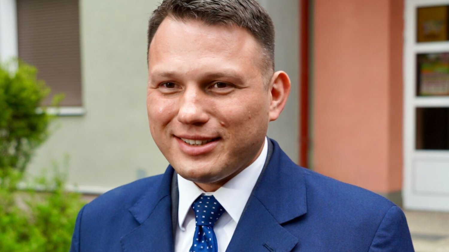 Wyniki wyborów prezydenckich. To on cieszy się największym poparciem wśród młodych. Wyniki wyborów prezydenckich 2025. Tak głosowali młodzi.